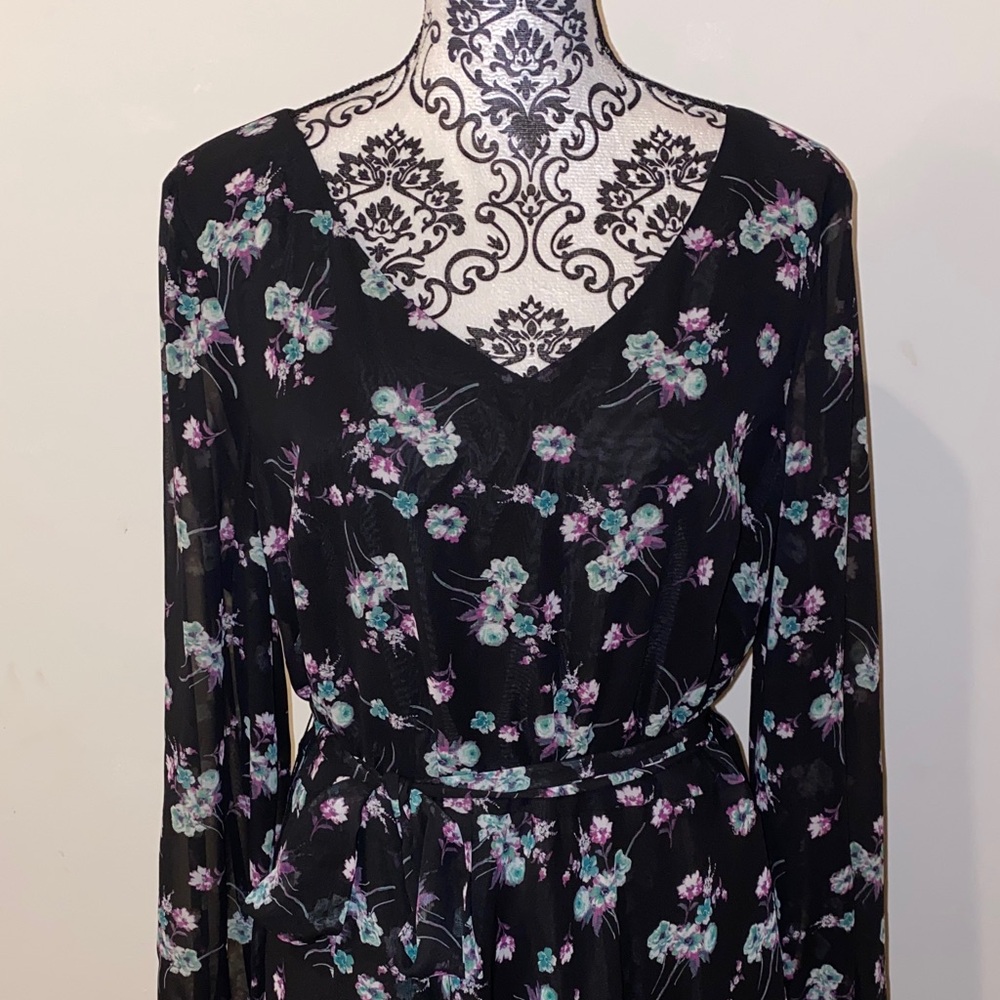 NWT!! Black Label by Evan Picone Long Sleeve Dress with Floral Pattern Size 18 - Picture 2 of 16